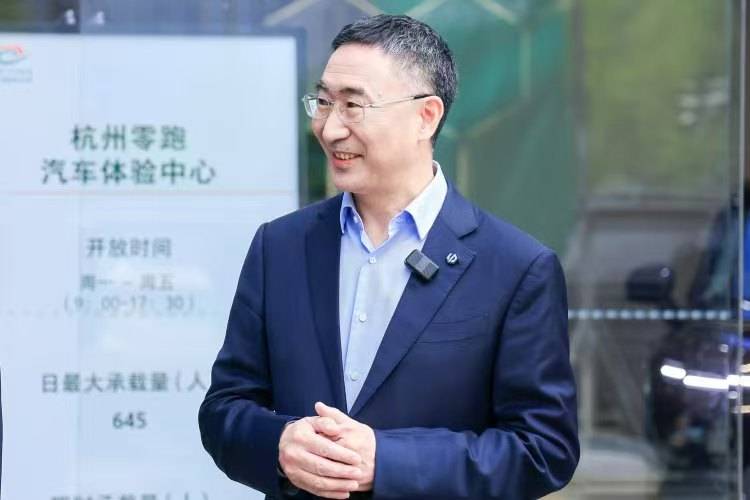 定州市税务局团总支荣获“全国五四红旗团支部”称号